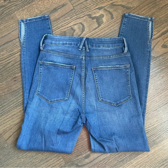 Good American Good Legs High Waist Side Slit Skinny Jean Blue204 size 27 - Picture 8 of 9